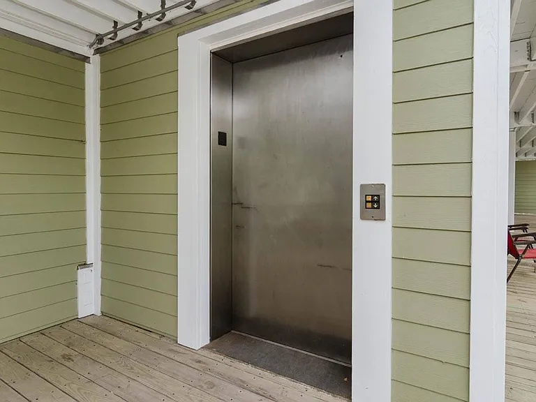 2110 Surf Rider Cir #A — Photo 28