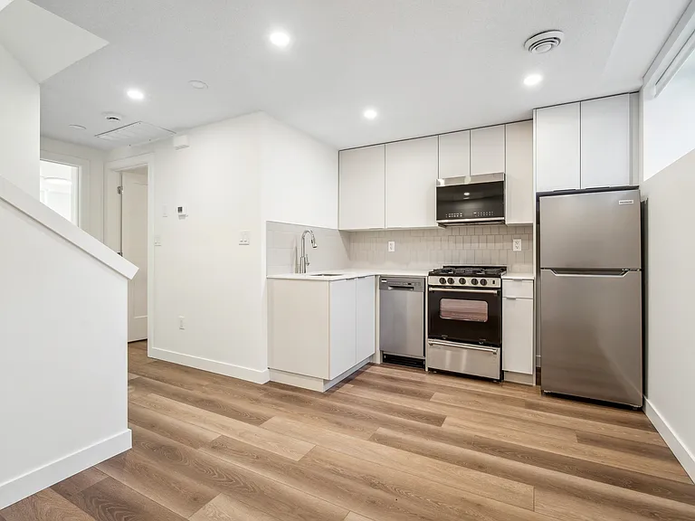 9013 93rd St NW — Photo 49