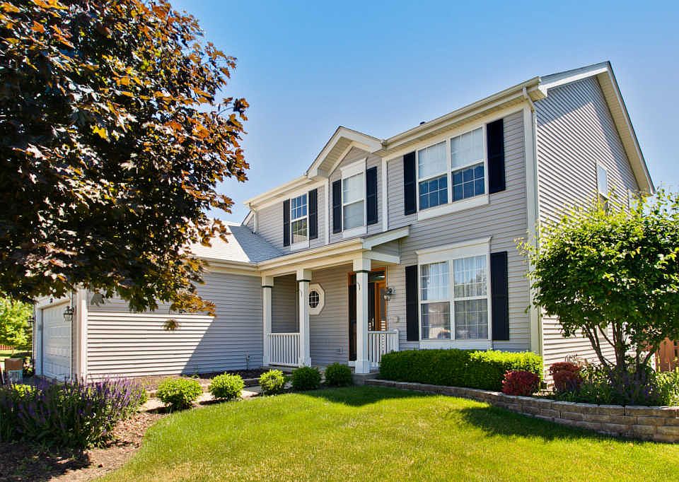 1st image of 3380 Aurora Dr