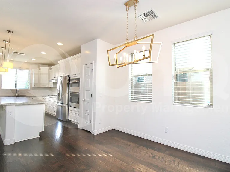 5149 S Moccasin Trl — Photo 5
