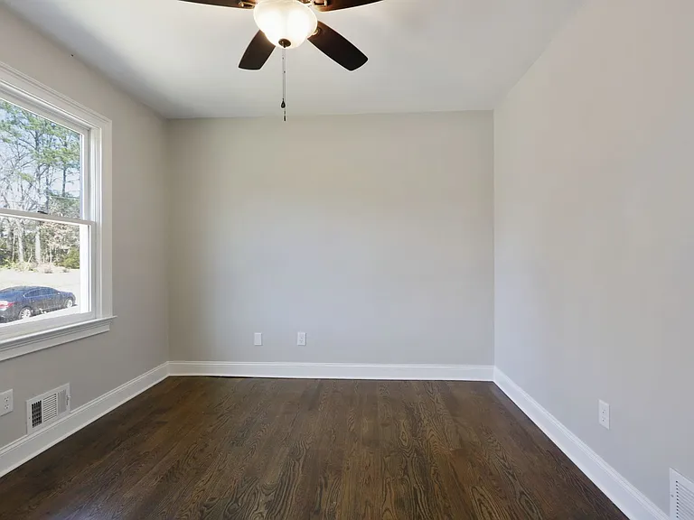 220 Mansell Cir — Photo 20