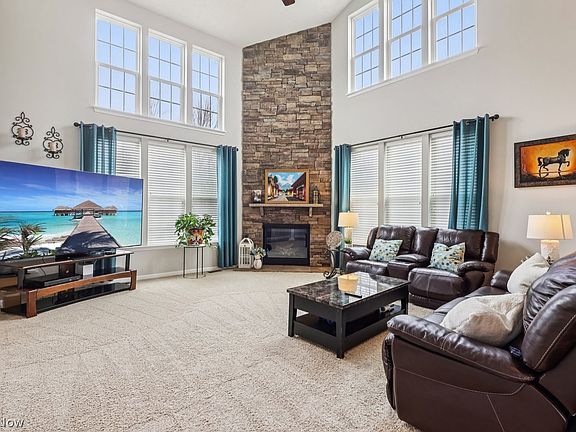 4th image of 817 Hilliary Ln