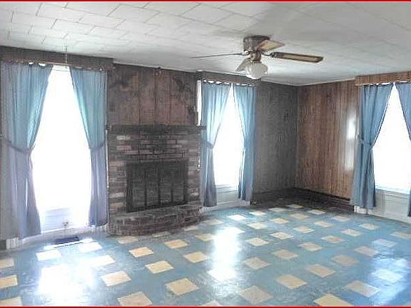 4th image of 2999 Mechanic St