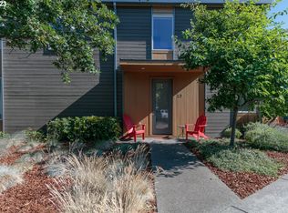 27 Mosier Creek Pl, Mosier, OR 97040