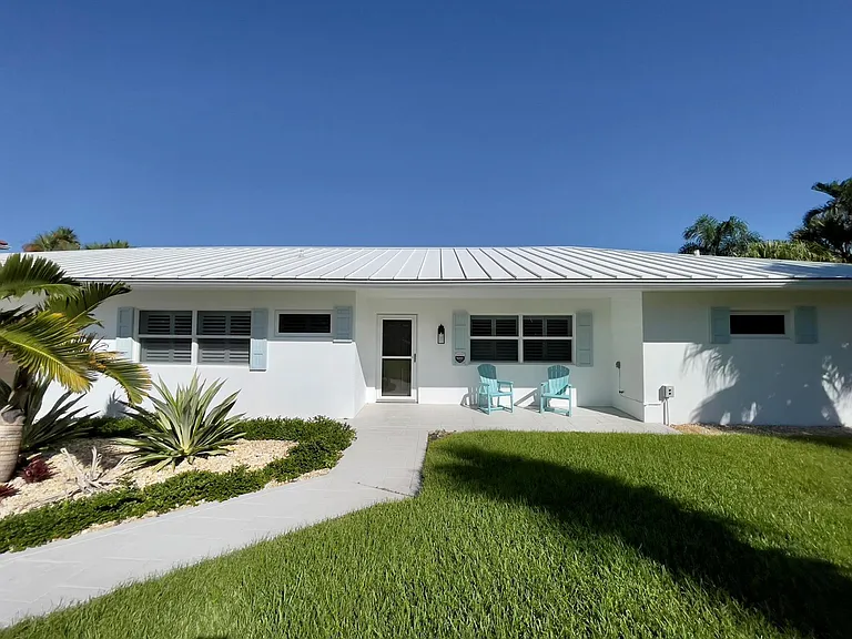 8585 SE Palm St — Photo 6