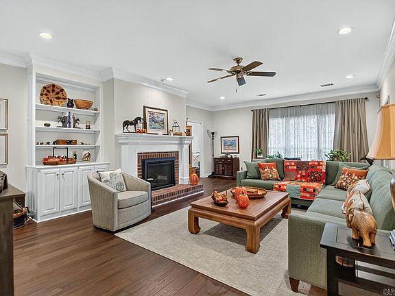 3rd image of 68 Aberdeen Dr