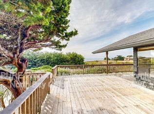 209 Los Santos Dr, Bodega Bay, CA