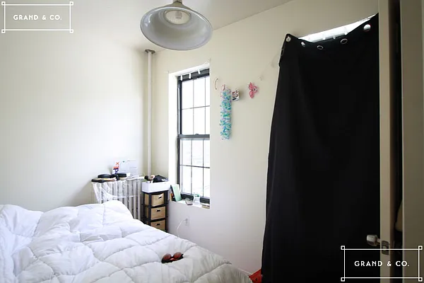Rented by Grand & Co. | media 9