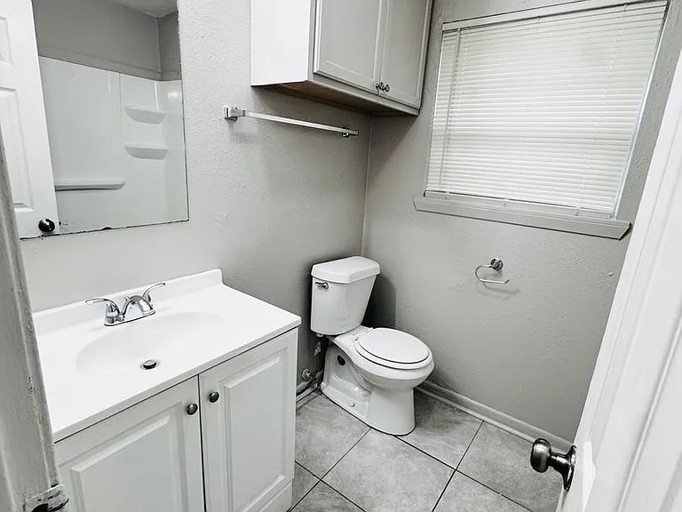 3433 Hollywood St — Photo 18