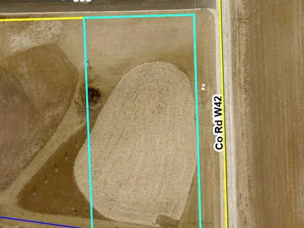 Peppy Place Rd, Decorah, IA 52101