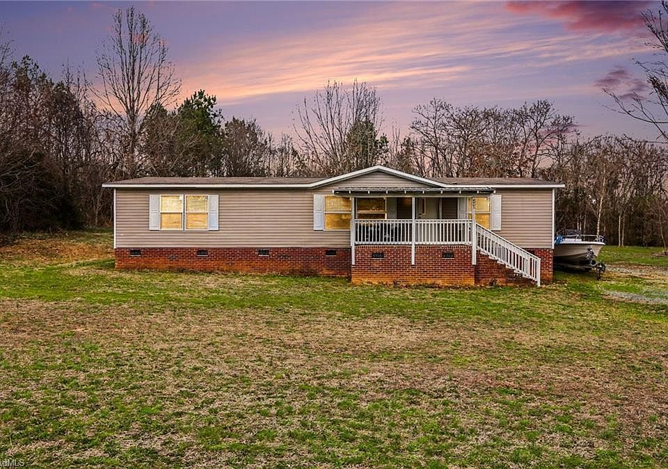 1st image of 4963 Thom Rd