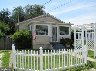 14265 Calvert St, Solomons, MD 20688