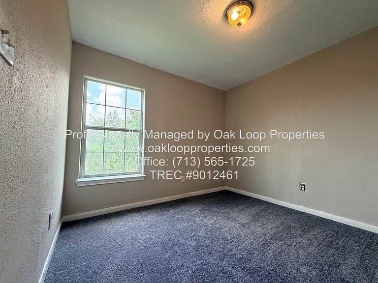 5408 Groveton St #B — Photo 12