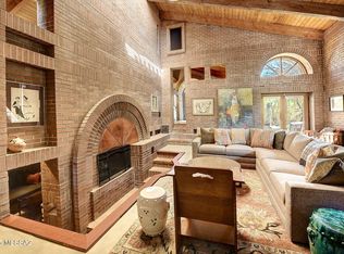 646 W Las Lomitas Rd, Tucson, AZ 85704