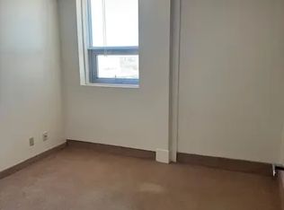 325 Archibald St S #1A, Thunder Bay, ON P7E 1G6