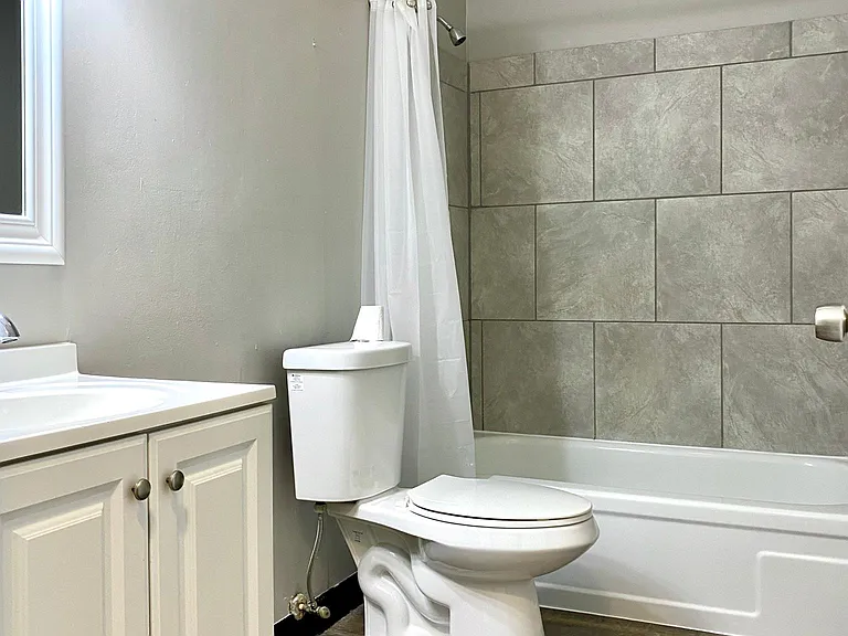 622 Oakwood Ave — Photo 16