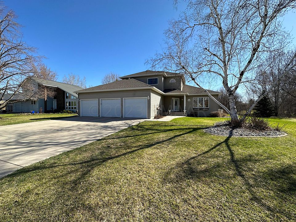 14 40th Avenue Oak Cir S, Moorhead, MN 56560 Zillow