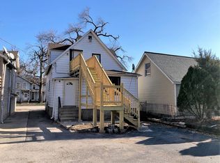 355 N Hickory St, Joliet, IL 60435