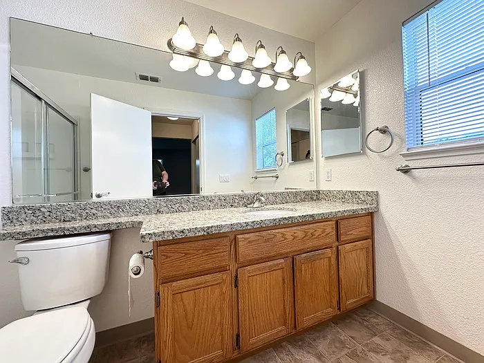 3917 Riviera Ln — Photo 24