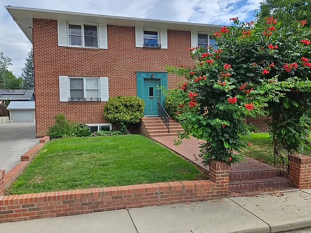 1508 Longs Peak Ave #1