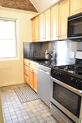 Rented by Halstead Real Estate | media 15