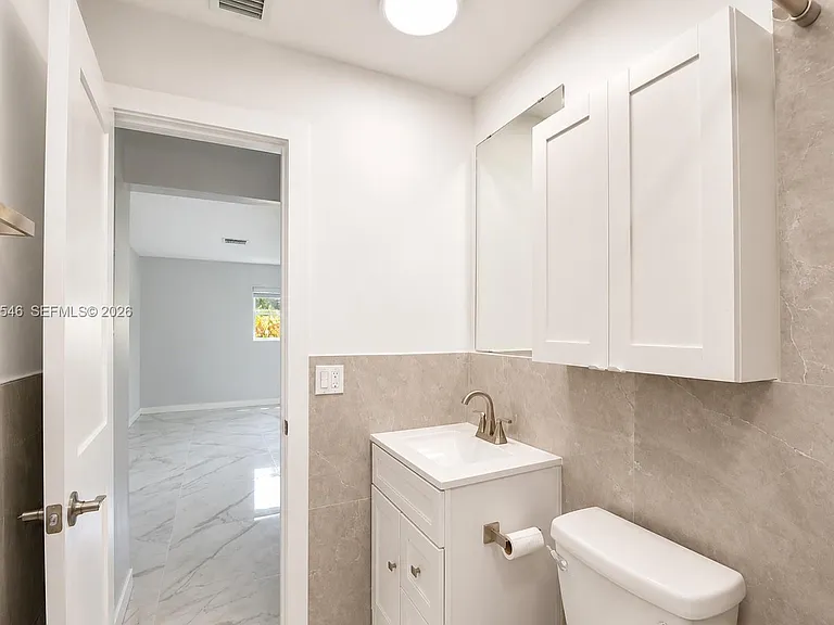 2611 SW 13th Ave #1-2 — Photo 14