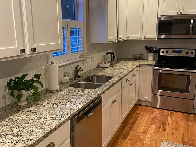 3208 Anderson Pl — Photo 2