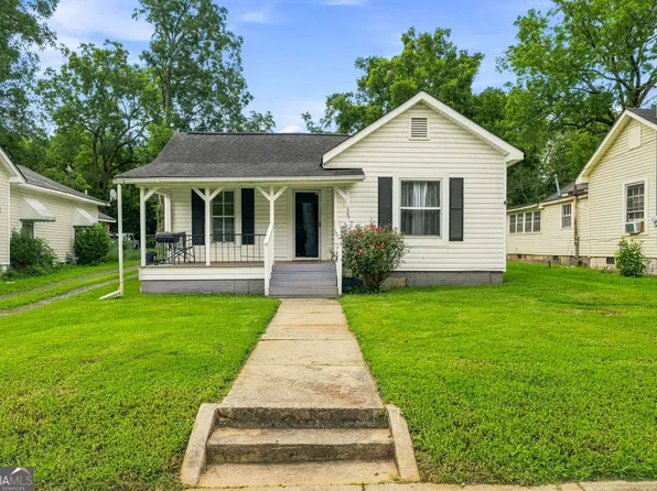 129 Cobb St, Cedartown, GA 30125