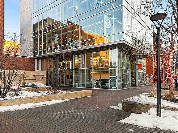 1 bed, 695 sqft, $2,750 — Photo 2