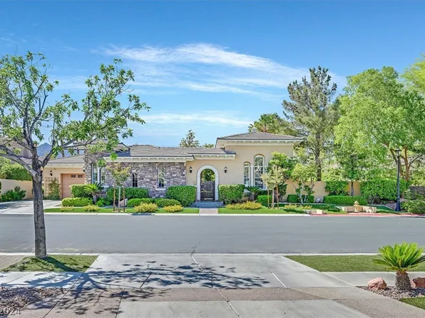 111 N Royal Ascot Dr, Las Vegas, NV 89144