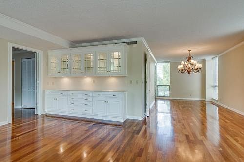 3rd image of 3901 W End Ave APT 201