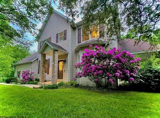 531 Meteor Dr, Morgantown, WV 26508