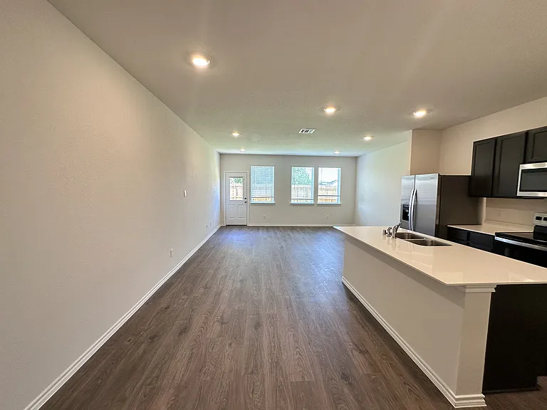 634 White Ash Dr — Photo 8