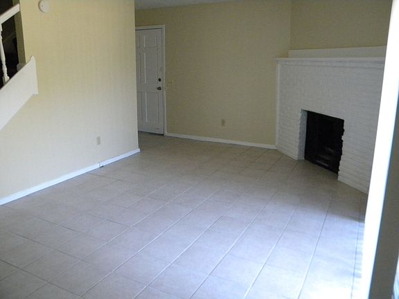 2nd image of 136 Highland Park Ct