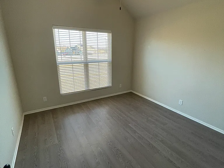11126 S Adams St — Photo 17