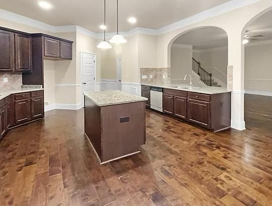 3rd image of 1147 Willowwood Dr #1