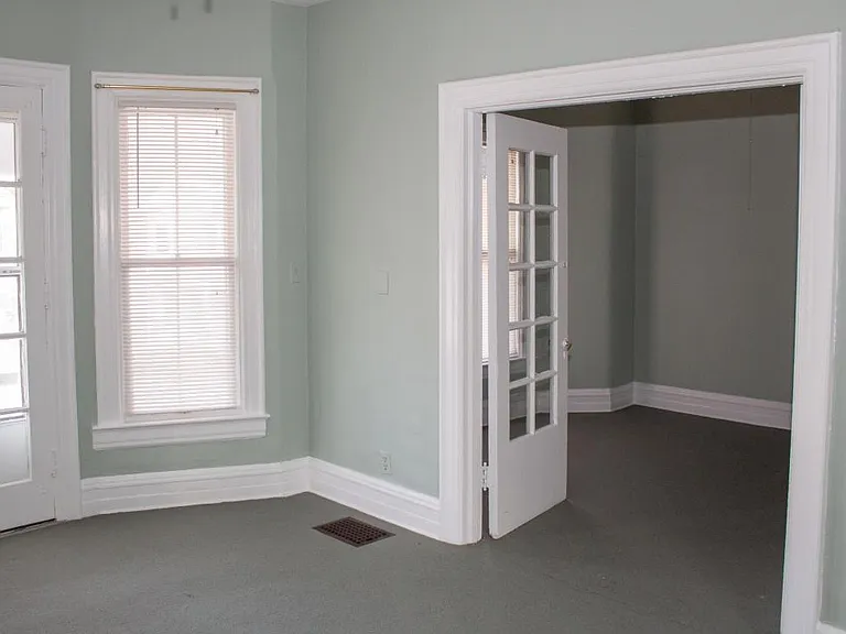 259 Ashland Ave #2 — Photo 3