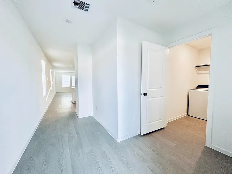 3116 Twisted Myrtle Dr — Photo 2