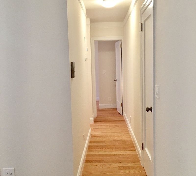 1st image of 72 Barrow St APT 3W