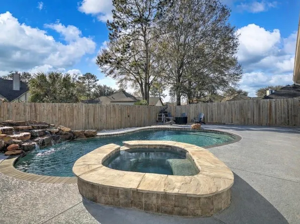 21522 Sullivan Forest Dr, Porter, TX 77365