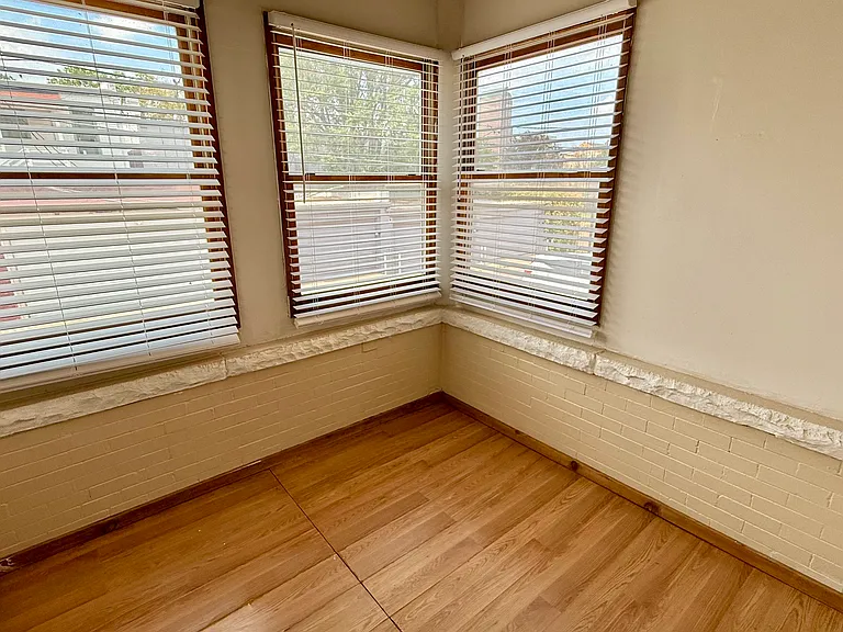 1255 Emerson St — Photo 11