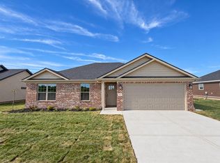 412 Lands End Dr, Berea, KY 40403