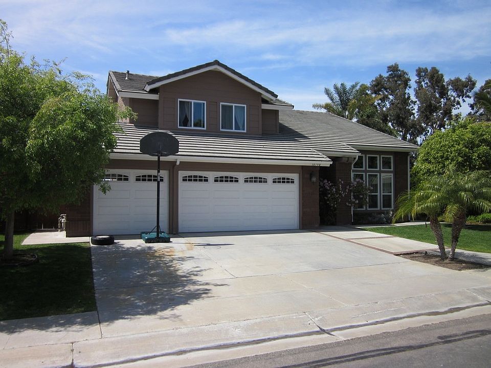 1st image of 10790 Carillon Ct