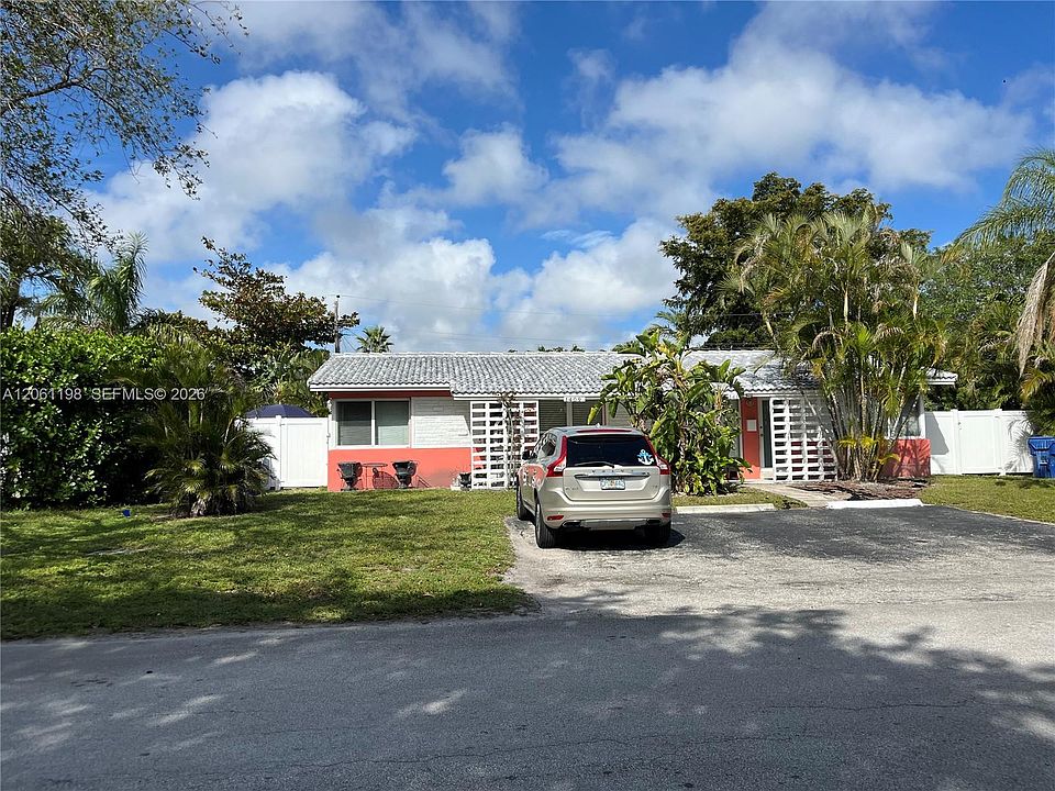 1st image of 1409 NE 21st St