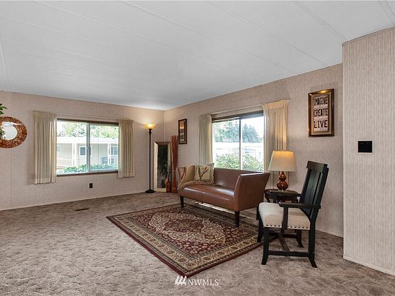 5th image of 1513 Alonda Ln NE