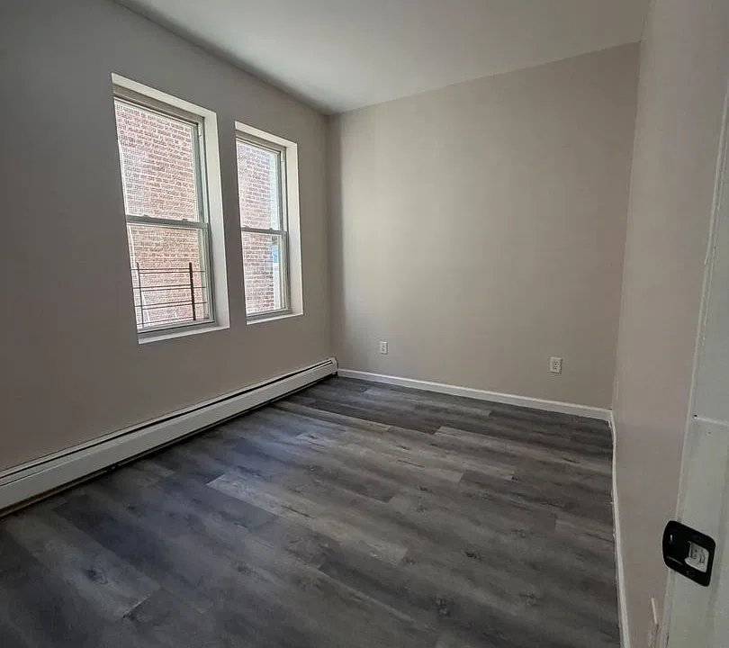 94 Lindsley Ave