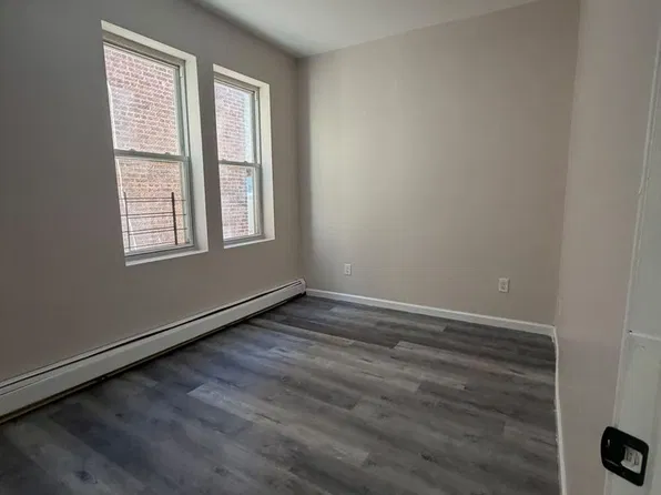 94 Lindsley Ave, Newark, NJ 07106