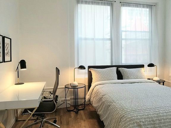 5th image of 12 John St #11H