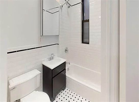 1st image of 1060 Saint Nicholas Ave #52