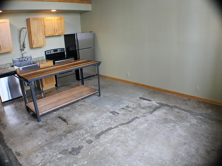 724 S Main Ave #17 — Photo 7